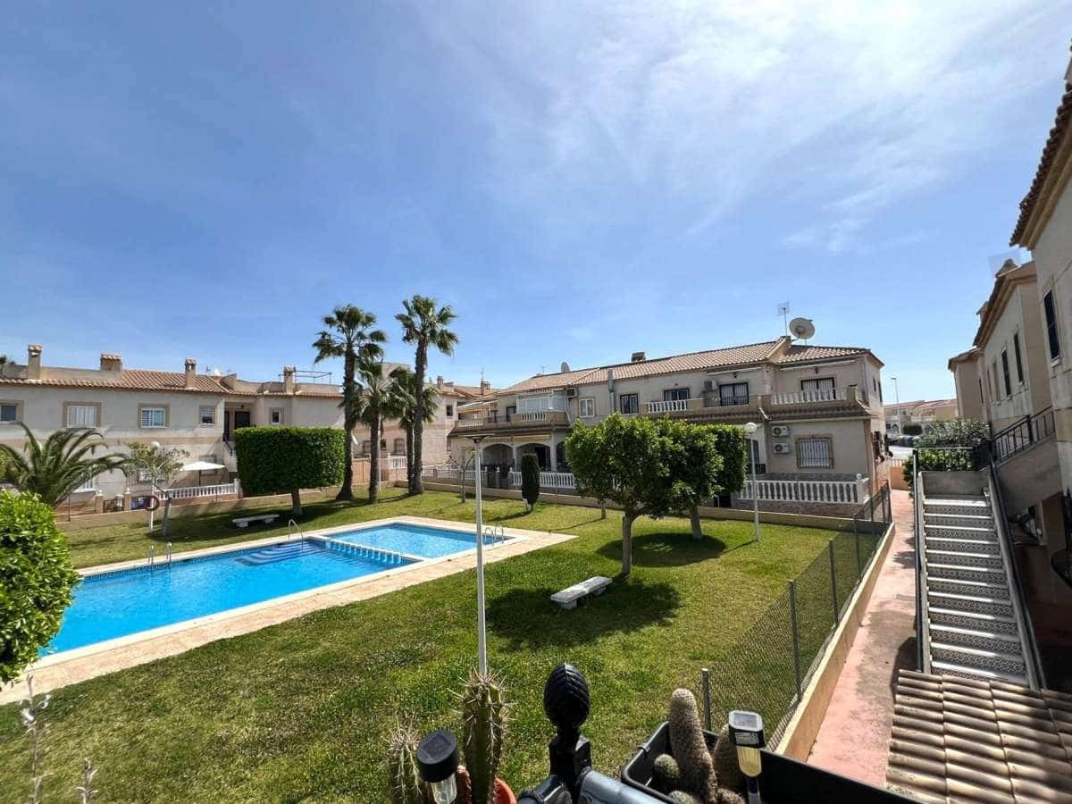 2 chambre Bungalow à vendre à Torrevieja - 180 000 € (Ref: 9834513)