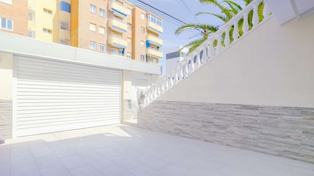 4 soveværelse Byhus til salg i Torrevieja - € 529.000 (Ref: 9834515)