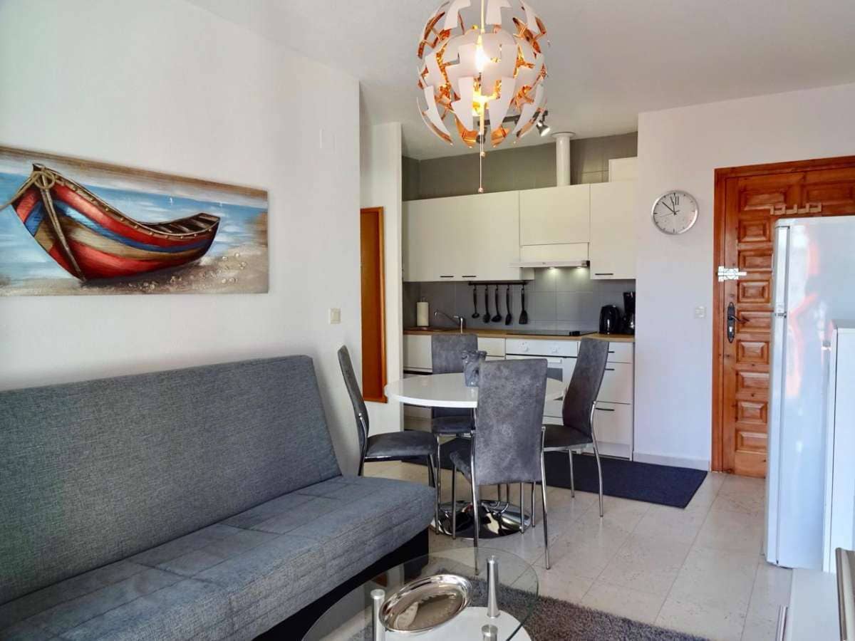 1 quarto Bungalow para venda em Torrevieja - 115 000 € (Ref: 9872319)