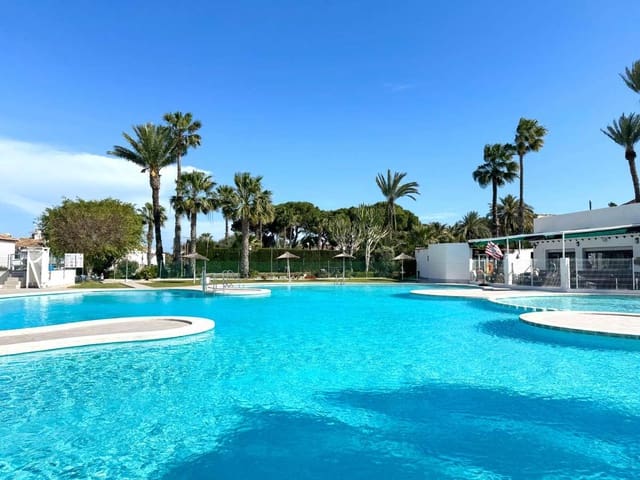 1 chambre Bungalow à vendre à Torrevieja avec piscine - 109 500 € (Ref: 9872319)