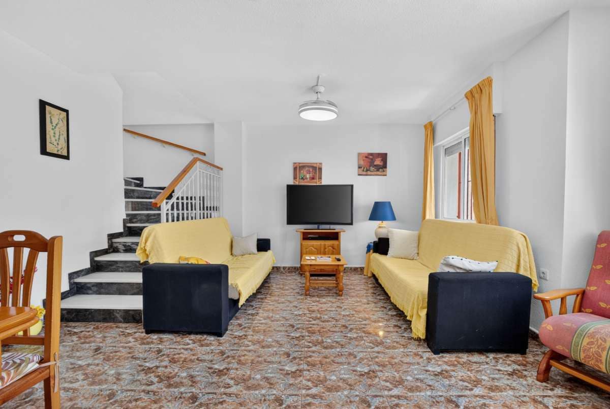 3 slaapkamer Rijtjeshuis te koop in Lo Pagan - € 169.990 (Ref: 9953161)
