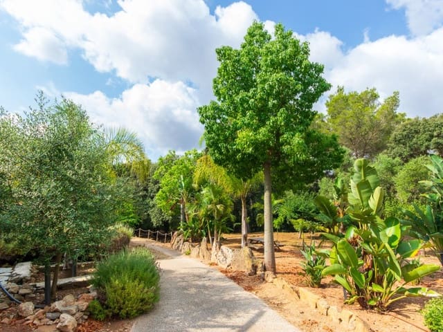 6 chambre Finca/Maison de Campagne à vendre à Es Mercadal avec piscine garage - 1 700 000 € (Ref: 4849769)