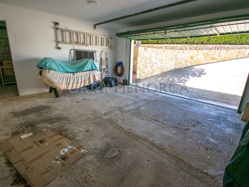4 soveværelse Villa til salg i Cala Blanca med swimmingpool garage - € 1.330.000 (Ref: 7034060)