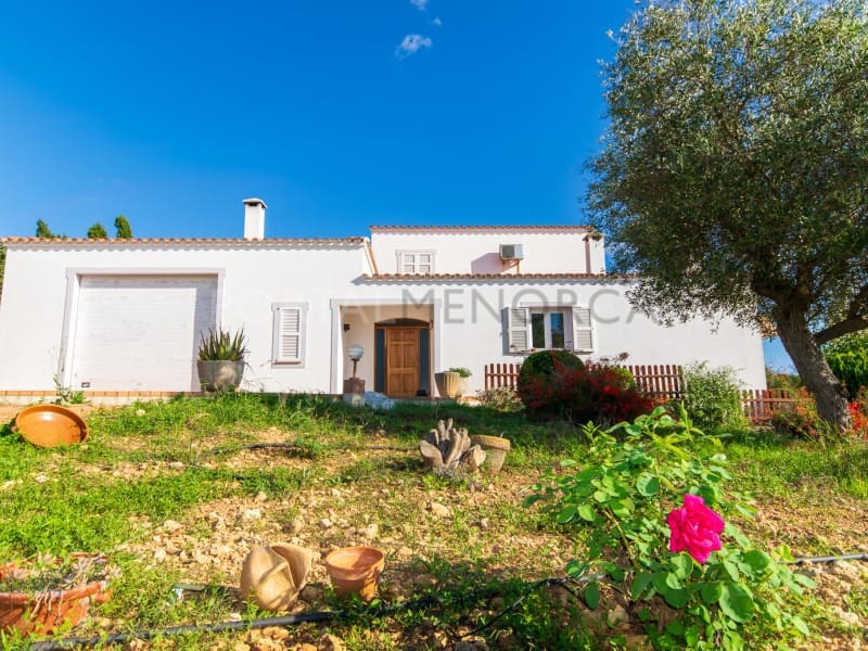 4 sypialnia Finka/Dom wiejski na sprzedaż w La Argentina z basenem garażem - 875 000 € (Ref: 7827249)