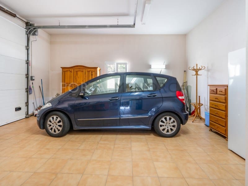 4 sypialnia Finka/Dom wiejski na sprzedaż w La Argentina z basenem garażem - 875 000 € (Ref: 7827249)