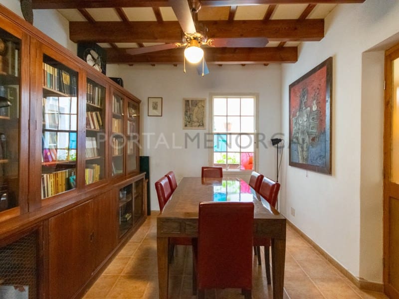 5 soveværelse Byhus til salg i Es Mercadal - € 495.000 (Ref: 8289349)