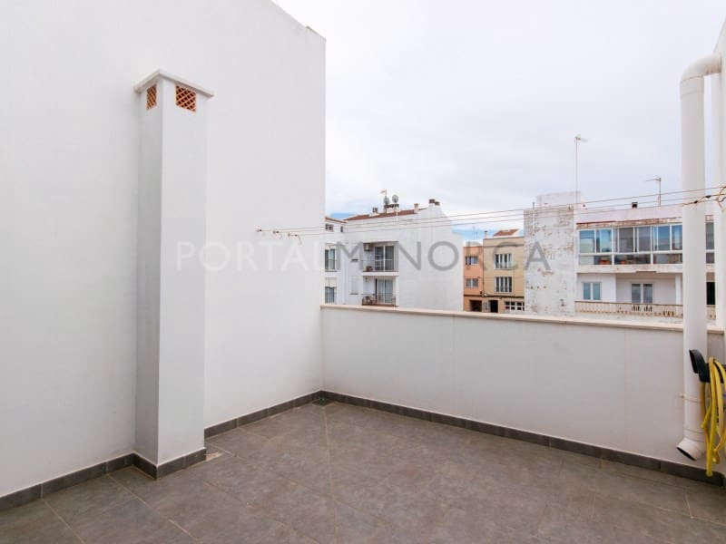 5 soveværelse Byhus til salg i Ciutadella de Menorca med garage - € 750.000 (Ref: 8970660)