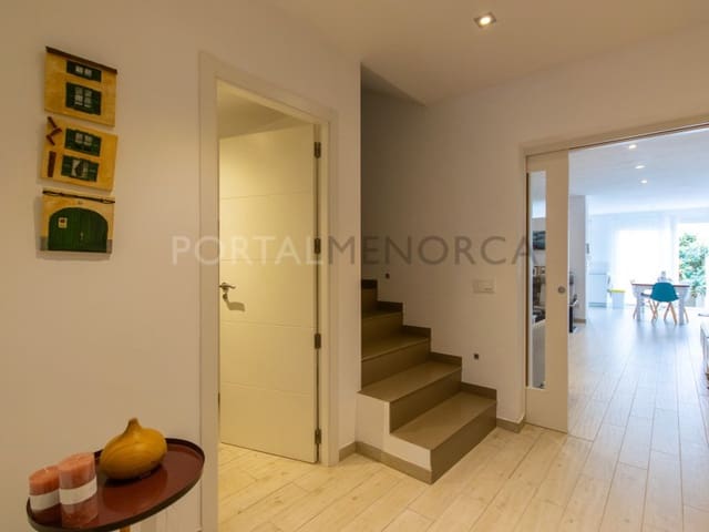 5 soveværelse Byhus til salg i Ciutadella, Ciutadella de Menorca med garage - € 750.000 (Ref: 8970660)