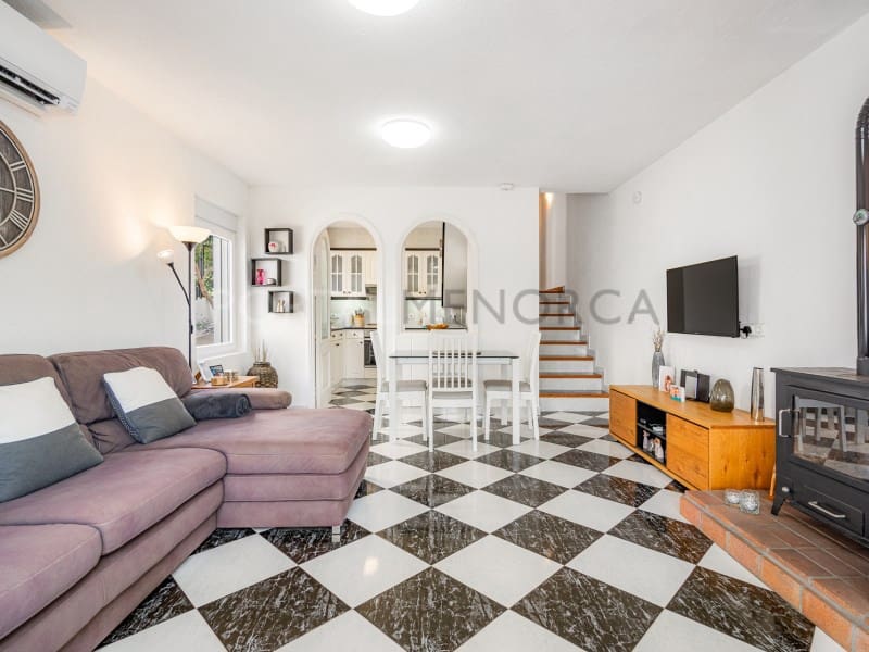 4 soveværelse Villa til salg i Cala Galdana med swimmingpool garage - € 630.000 (Ref: 9106760)