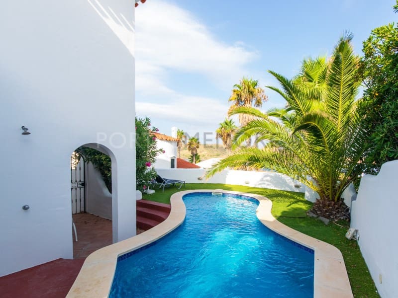 5 soveværelse Villa til salg i Es Mercadal med swimmingpool - € 850.000 (Ref: 9166059)