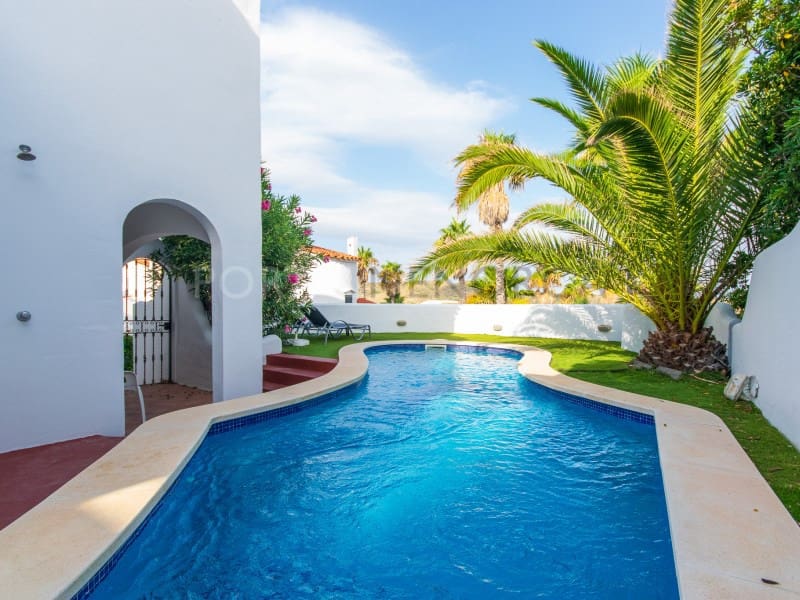 5 soveværelse Villa til salg i Es Mercadal med swimmingpool - € 850.000 (Ref: 9166059)