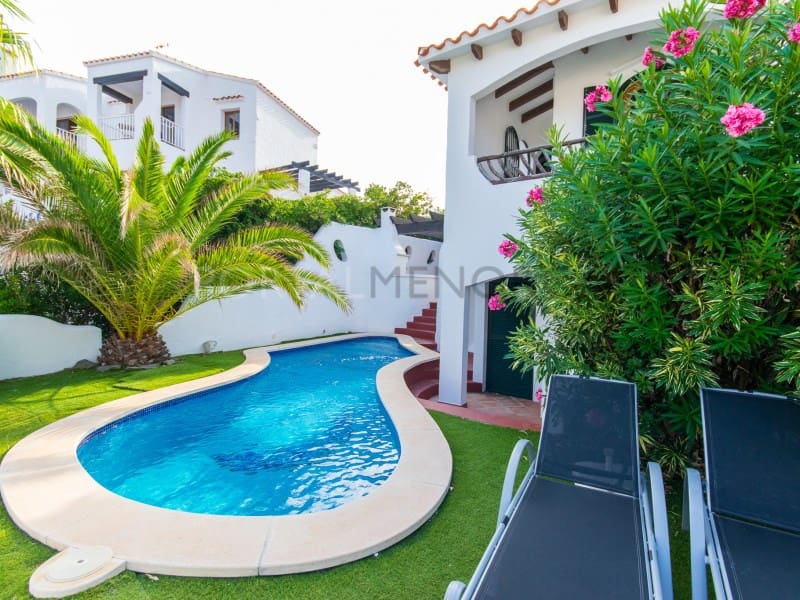 5 soveværelse Villa til salg i Es Mercadal med swimmingpool - € 850.000 (Ref: 9166059)