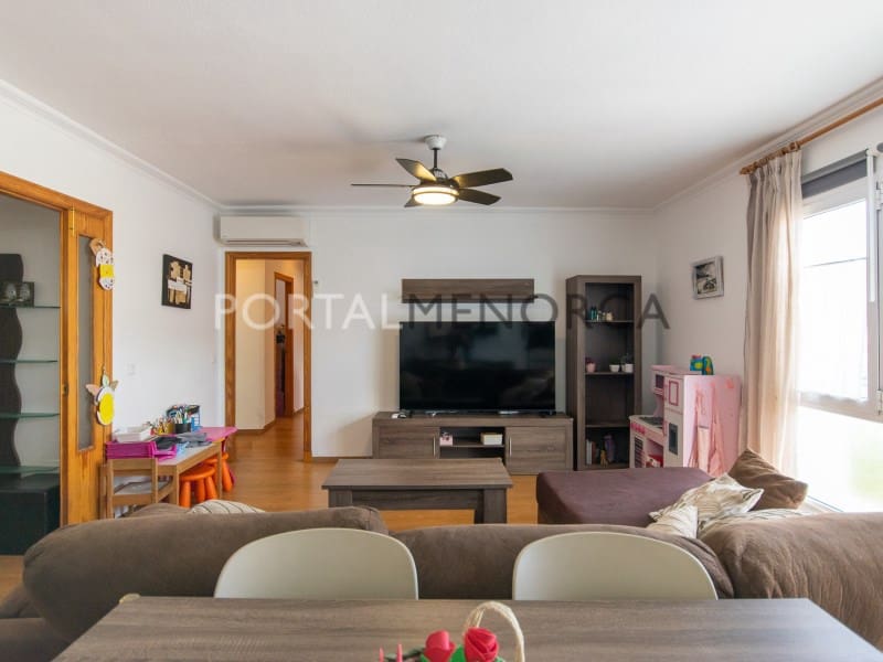4 bedroom Flat for sale in Es Mercadal - € 336,000 (Ref: 9322565)