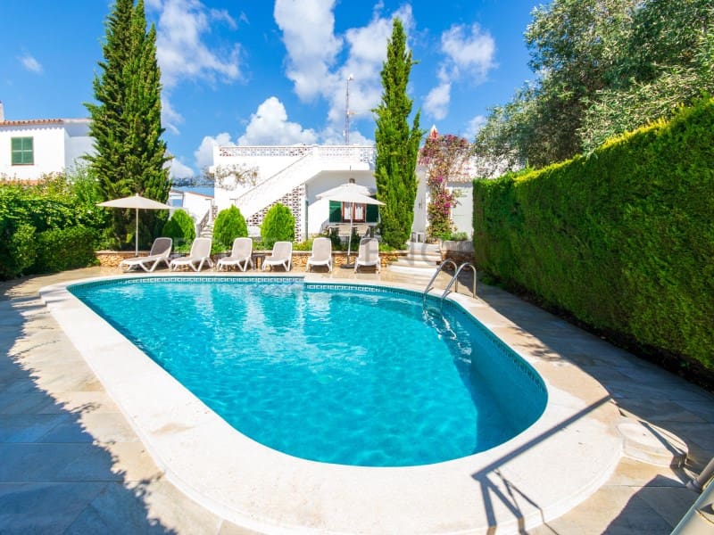 4 bedroom Villa for sale in Cala Galdana with pool - € 695,000 (Ref: 9619158)