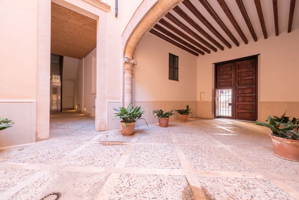 Piso de 2 habitaciones en Palma de Mallorca en venta - 1.235.000 € (Ref: 6547422)