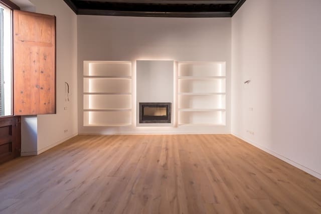 2 bedroom Flat for sale in Palma de Mallorca - € 1,840,000 (Ref: 6547423)