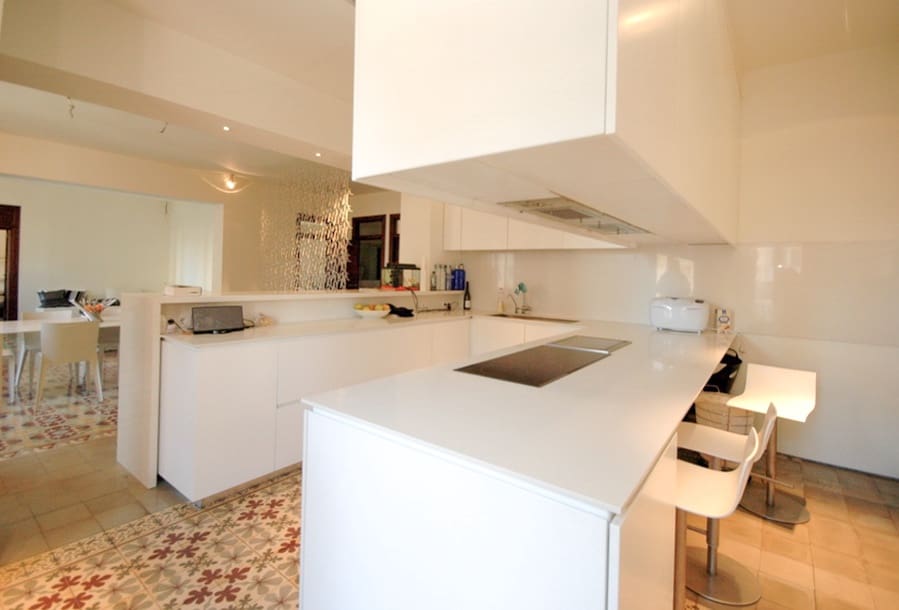 4 bedroom Flat for sale in Palma de Mallorca - € 980,000 (Ref: 6547427)