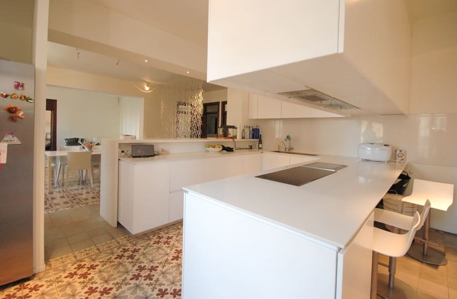 4 bedroom Flat for sale in Palma de Mallorca - € 980,000 (Ref: 6547427)