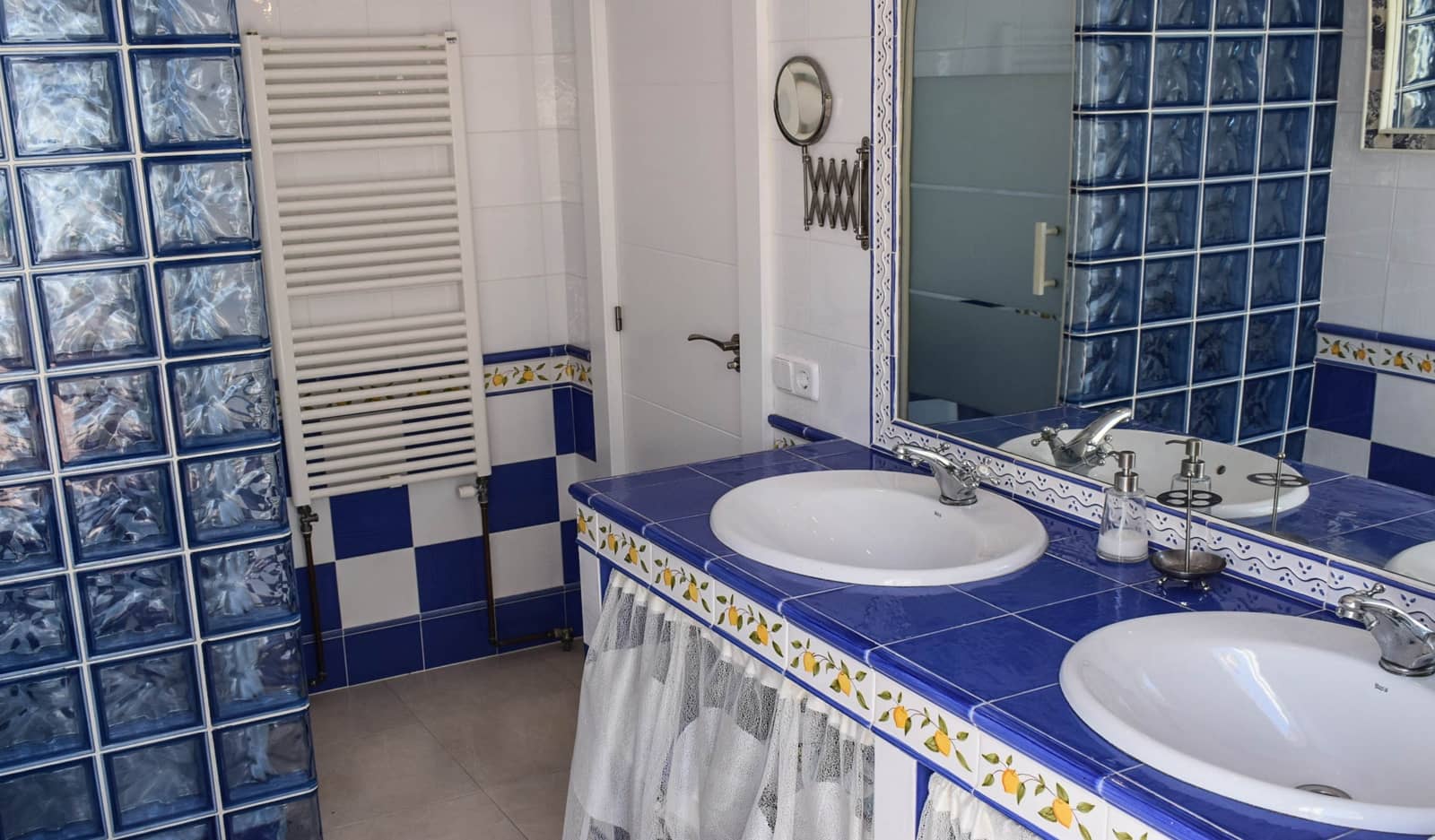 7 soveværelse Villa til salg i Palmanova med swimmingpool garage - € 1.295.000 (Ref: 6922271)