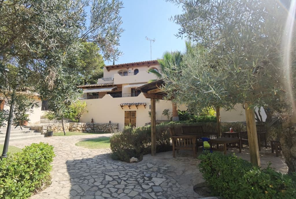 5 sypialnia Willa na sprzedaż w Costa d'en Blanes z basenem garażem - 2 200 000 € (Ref: 7004702)