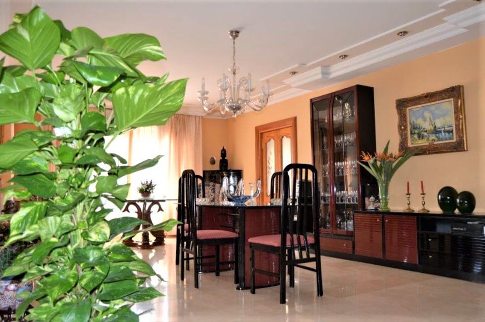 5 sypialnia Willa na sprzedaż w Costa d'en Blanes z basenem garażem - 2 200 000 € (Ref: 7004702)