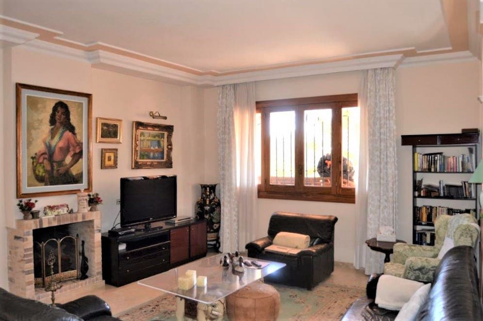 5 sypialnia Willa na sprzedaż w Costa d'en Blanes z basenem garażem - 2 200 000 € (Ref: 7004702)