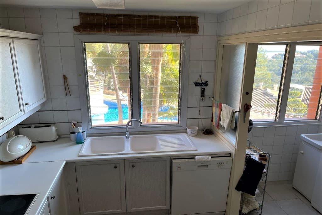 3 soveværelse Lejlighed til salg i Bendinat med swimmingpool garage - € 530.000 (Ref: 7051113)