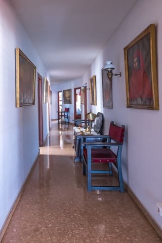 6 bedroom Flat for sale in Palma de Mallorca with garage - € 1,300,000 (Ref: 7352446)