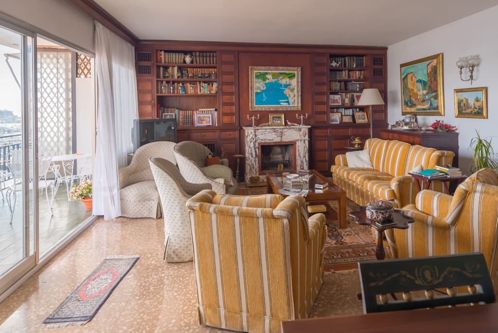 6 bedroom Flat for sale in Palma de Mallorca with garage - € 1,300,000 (Ref: 7352446)