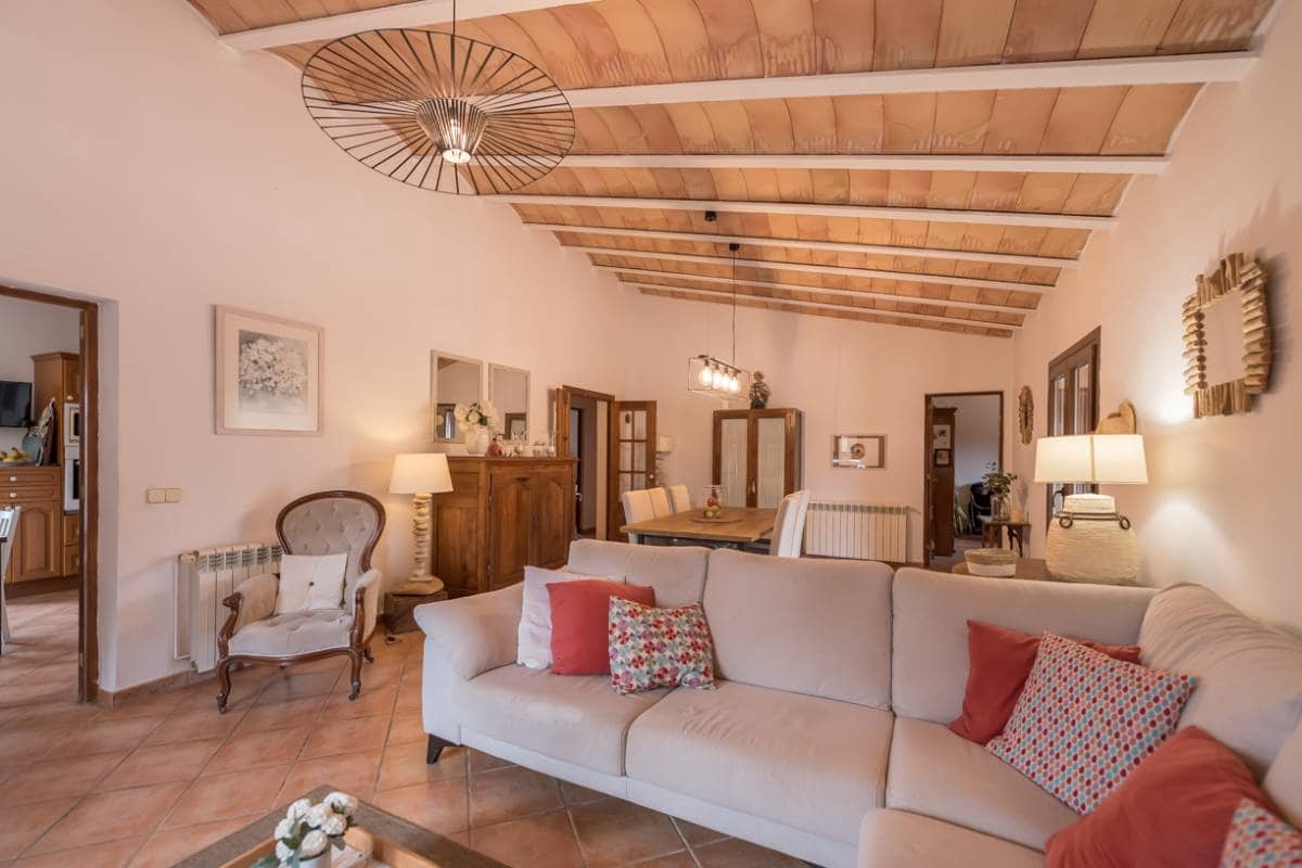 4 sypialnia Finka/Dom wiejski na sprzedaż w Sencelles z basenem garażem - 850 000 € (Ref: 9166473)