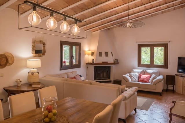 4 sypialnia Finka/Dom wiejski na sprzedaż w Sencelles z basenem garażem - 850 000 € (Ref: 9166473)