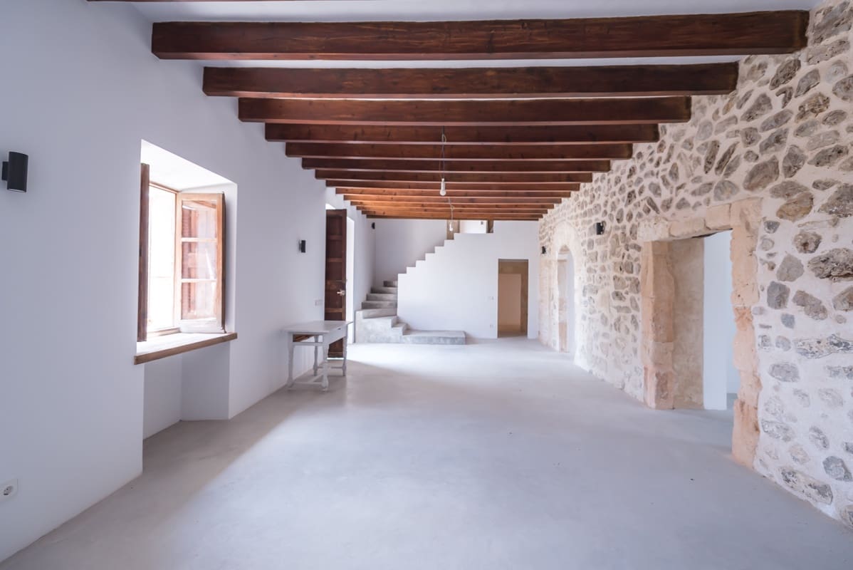 5 bedroom Finca/Country House for sale in Ariany - € 1,900,000 (Ref: 9620663)