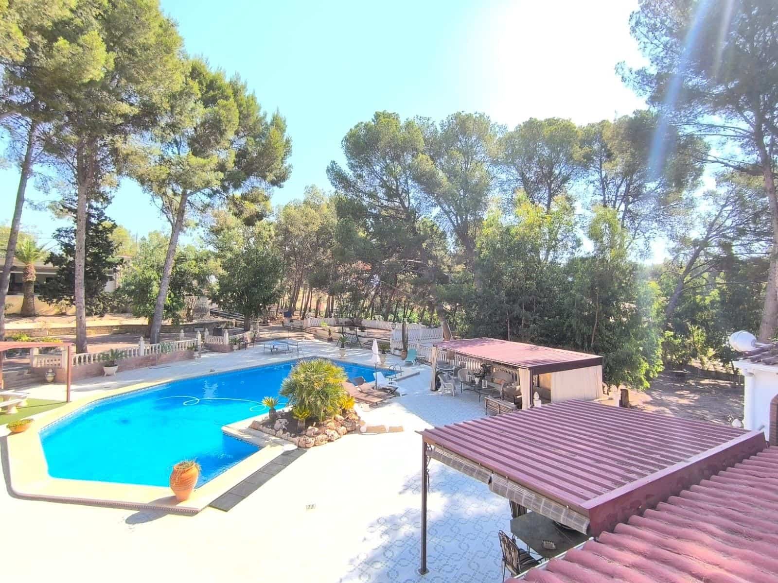 10 bedroom Villa for sale in Monovar / Monover with pool garage - € 624,995 (Ref: 10004323)