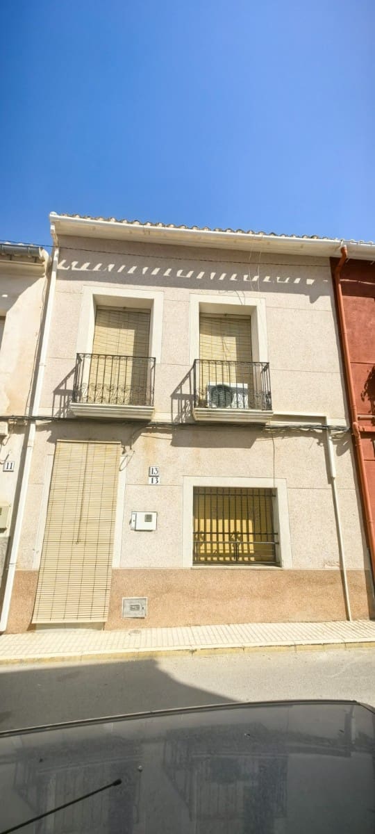 3 soverom Hus til salgs i Pinoso - € 90 000 (Ref: 10006787)