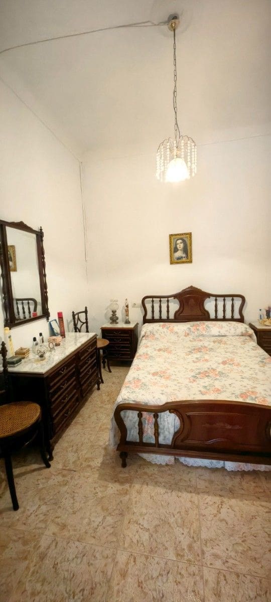 3 soverom Hus til salgs i Pinoso - € 95 000 (Ref: 10006787)
