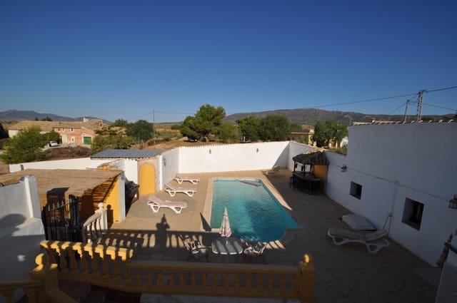 8 soveværelse Finca/Landehus til salg i Pinoso med swimmingpool garage - € 295.000 (Ref: 10009294)