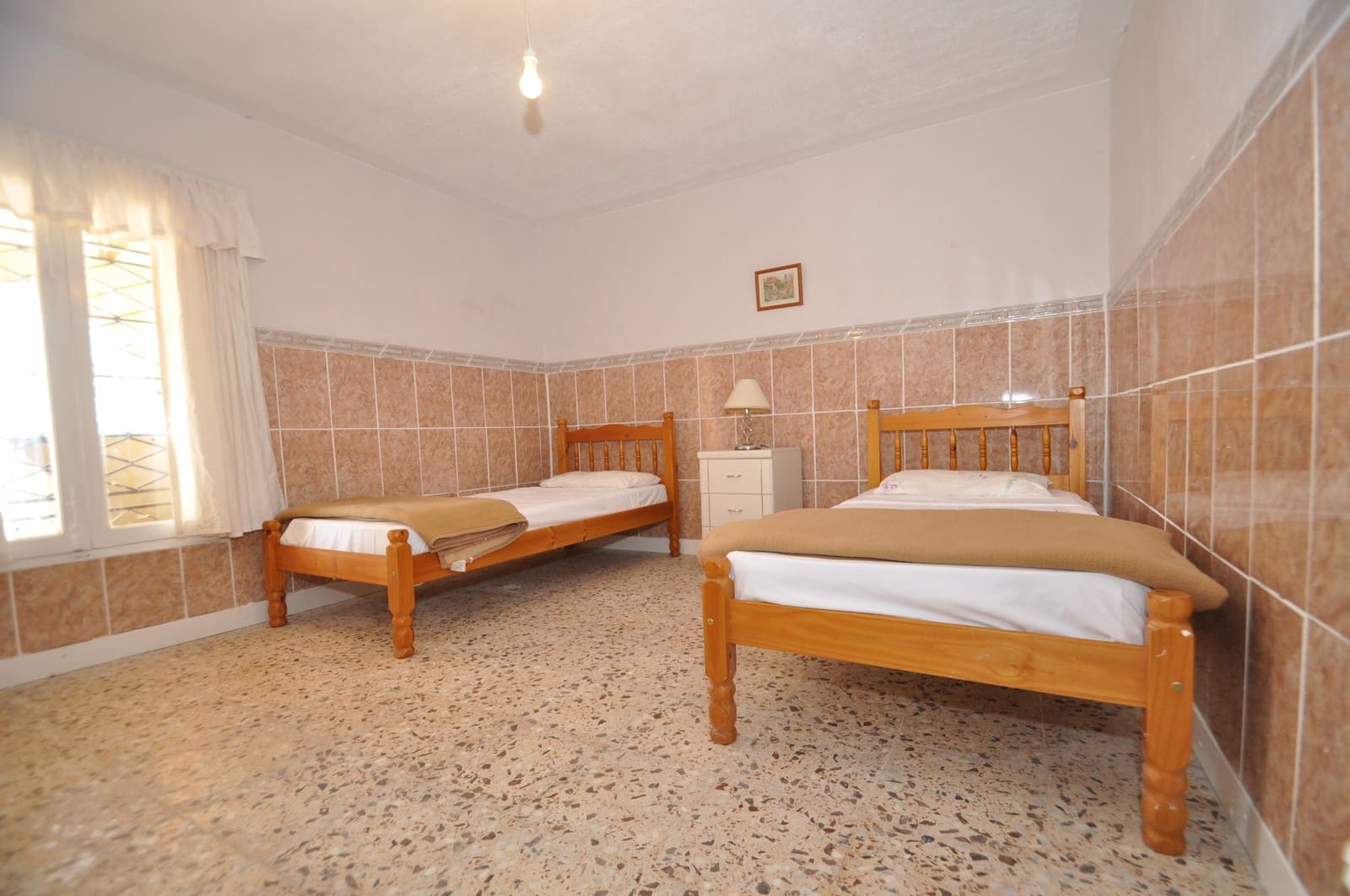 8 soveværelse Finca/Landehus til salg i Pinoso med swimmingpool garage - € 295.000 (Ref: 10009294)
