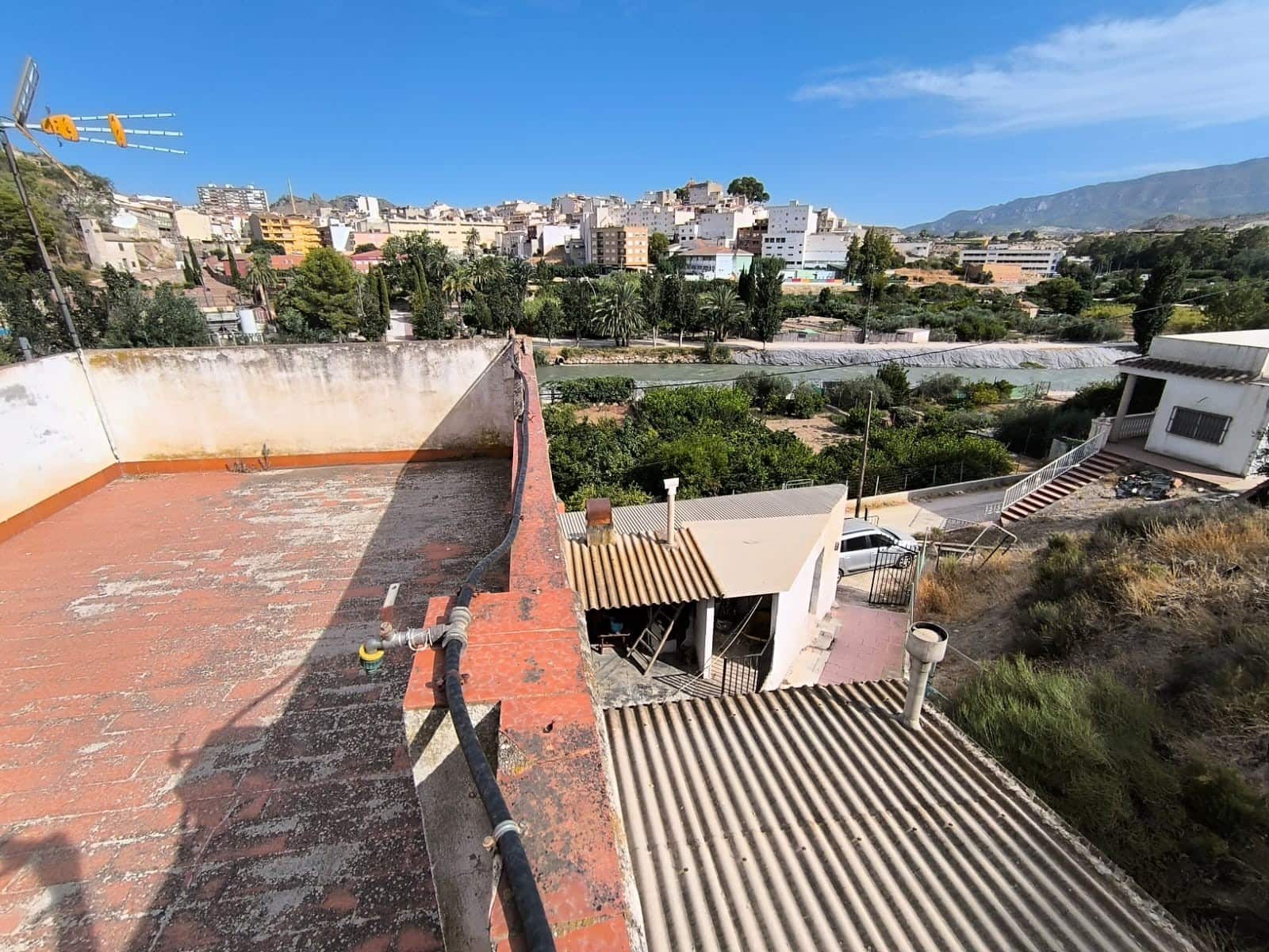 5 bedroom Finca/Country House for sale in Abaran with pool garage - € 110,000 (Ref: 10018087)