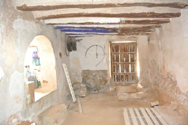 Garage till salu i Pinoso - 34 995 € (Ref: 10029000)