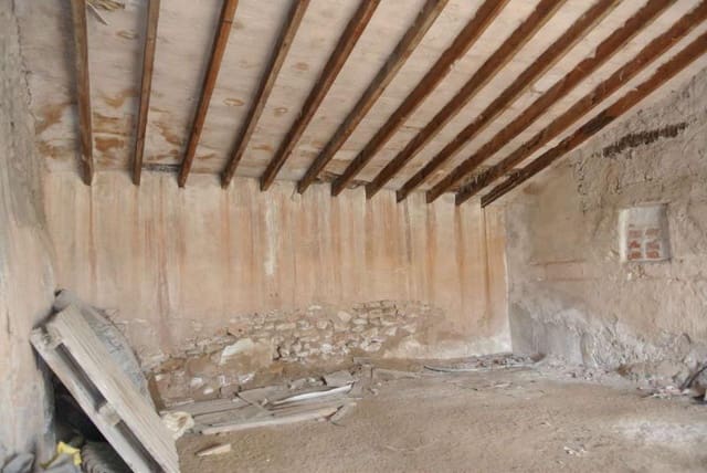 Garage till salu i Pinoso - 34 995 € (Ref: 10029000)