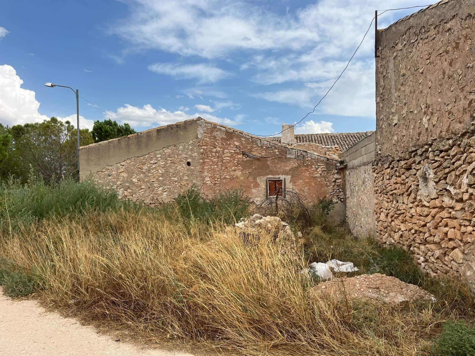 Garage for sale in Pinoso - € 39,995 (Ref: 10033154)