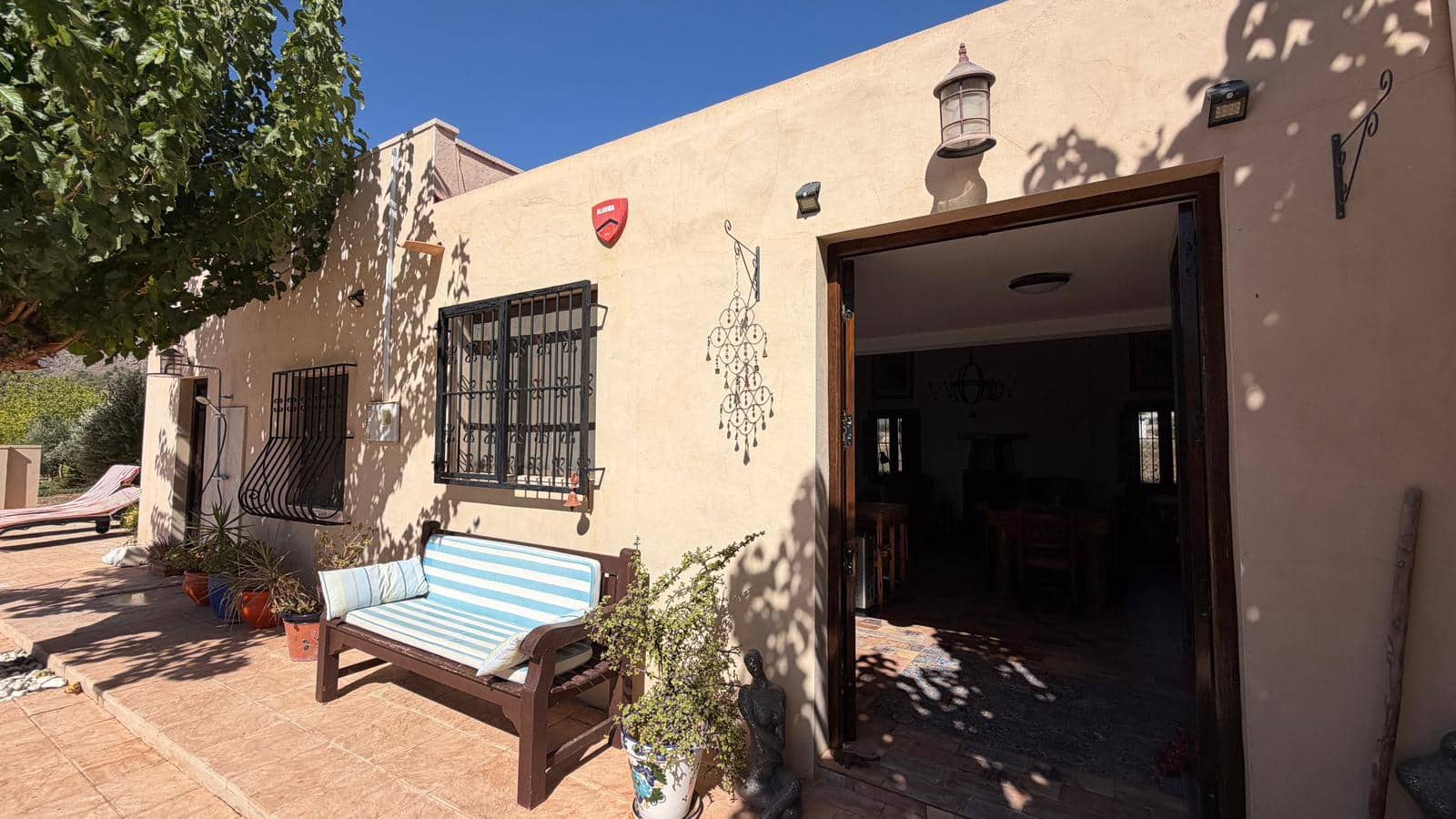 3 soveværelse Finca/Landehus til salg i La Romana med swimmingpool - € 389.000 (Ref: 10039230)