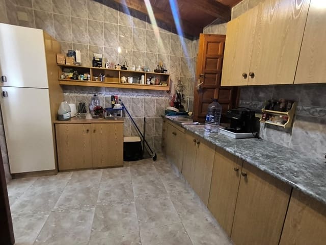 3 quarto Quinta/Casa Rural para venda em Pinoso com garagem - 189 000 € (Ref: 10039231)