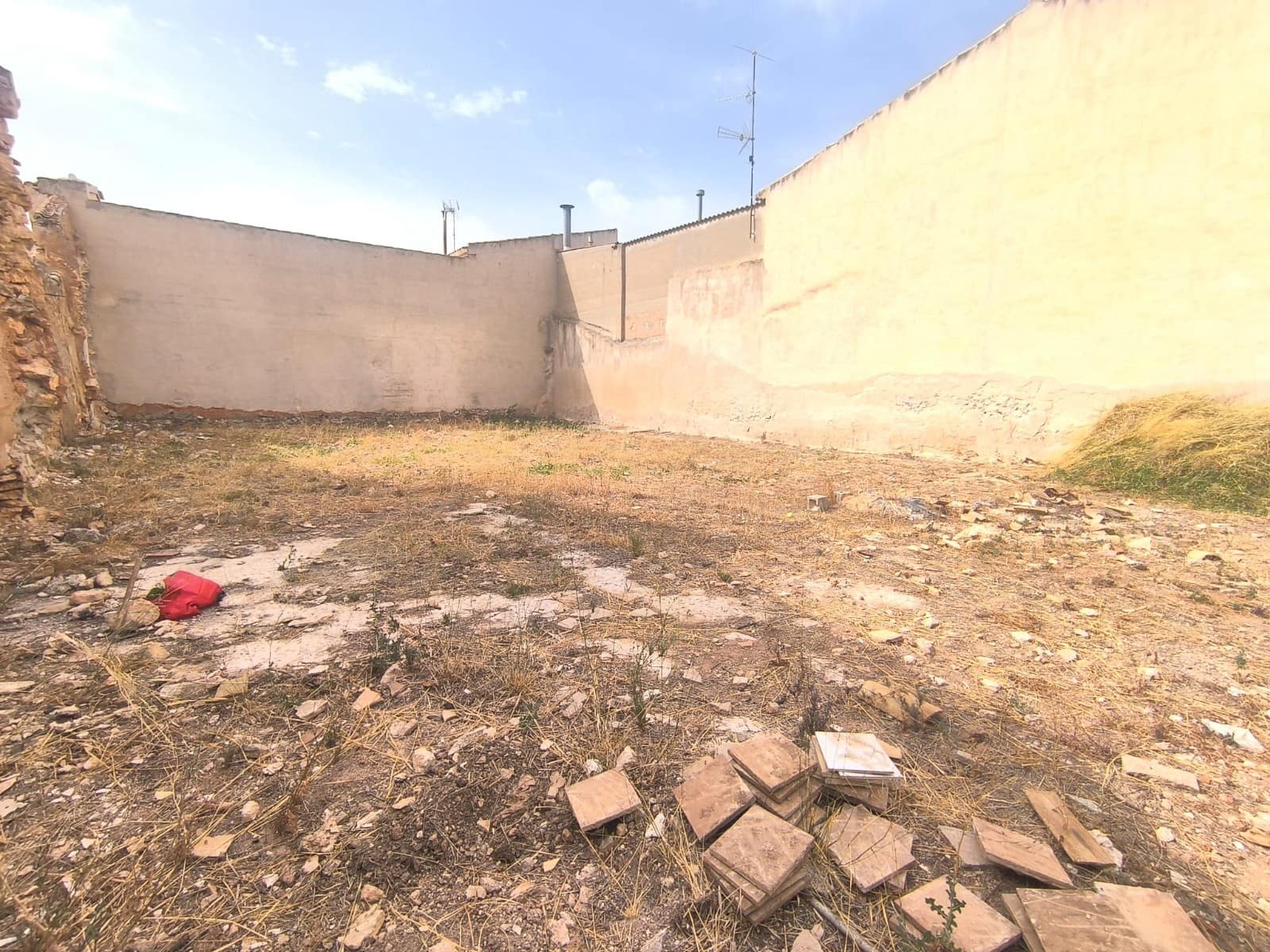 Terre non Aménagée à vendre à Pinoso - 86 000 € (Ref: 10039232)
