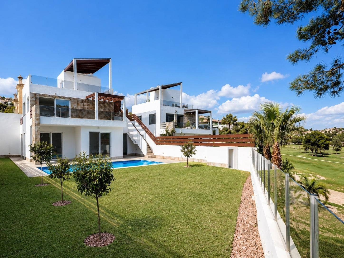 4 bedroom Villa for sale in La Marquesa with pool garage - € 834,000 (Ref: 10045722)