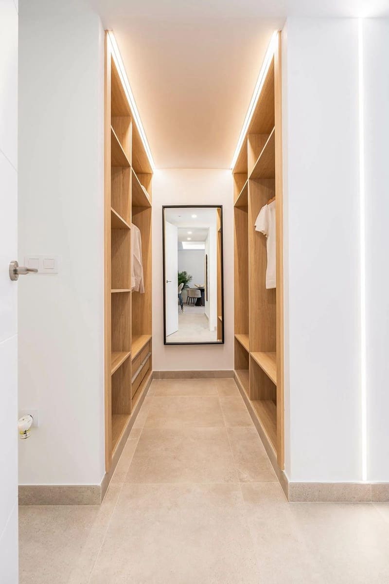 2 soverom Leilighet til salgs i Fuengirola med svømmebasseng garasje - € 659 500 (Ref: 10057466)