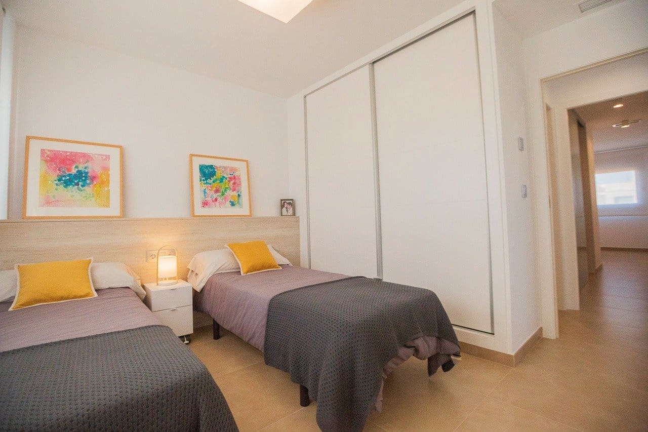 2 bedroom Bungalow for sale in Orihuela with pool garage - € 299,900 (Ref: 10057481)