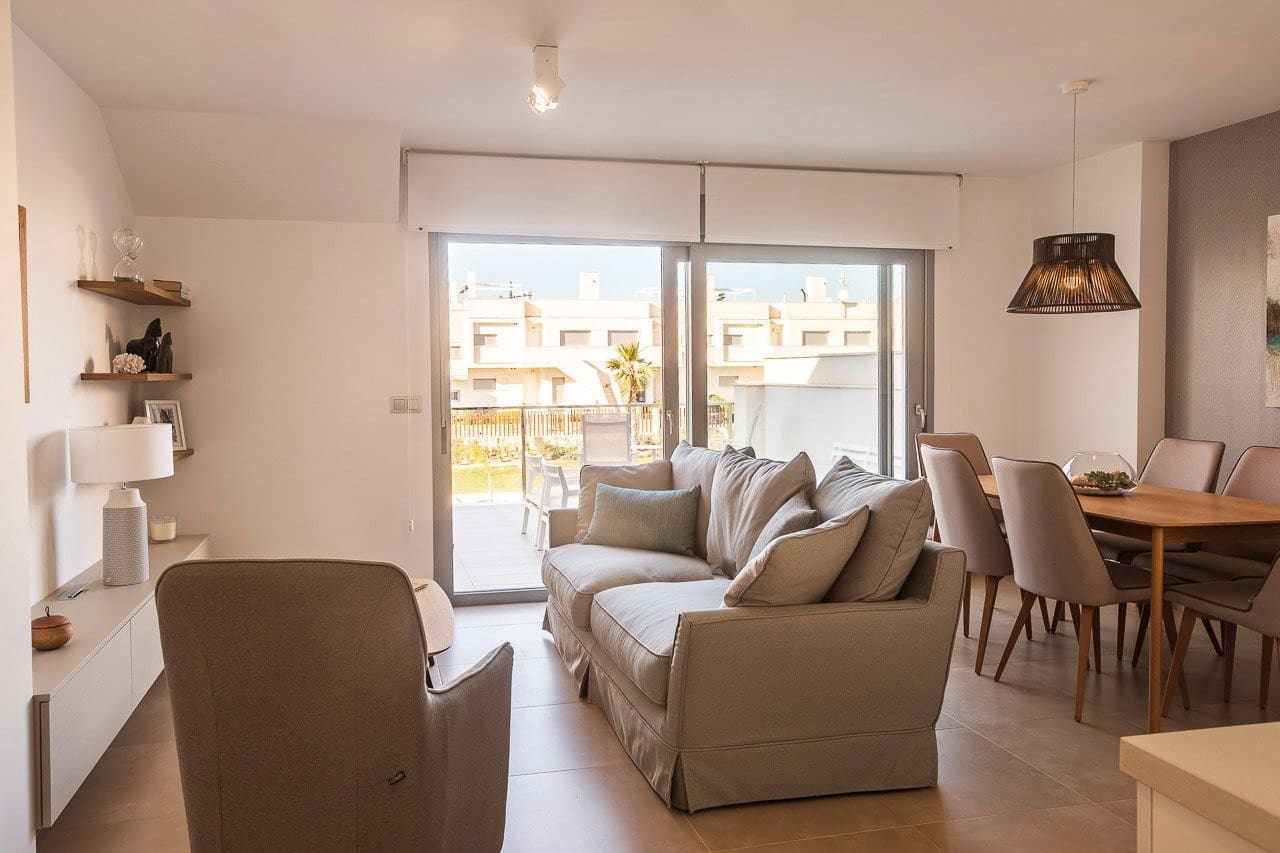 2 bedroom Bungalow for sale in Orihuela with pool garage - € 299,900 (Ref: 10057481)
