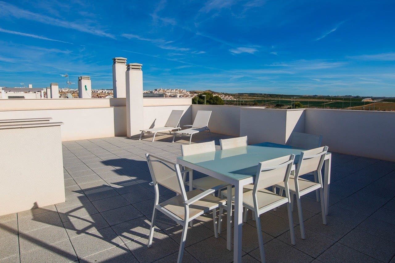 2 bedroom Bungalow for sale in Orihuela with pool garage - € 299,900 (Ref: 10057481)