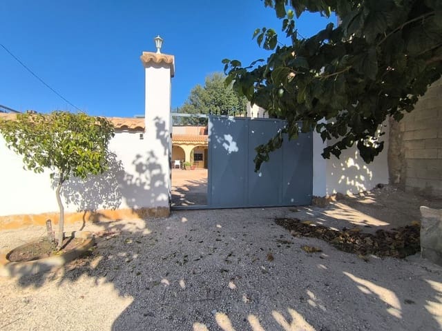 5 sovrum Finca/Hus på landet till salu i Monóvar / Monóver med pool - 180 000 € (Ref: 10060933)